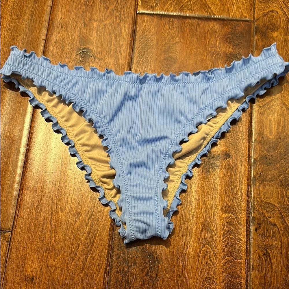 women’s Blue Ruffled Bottoms
